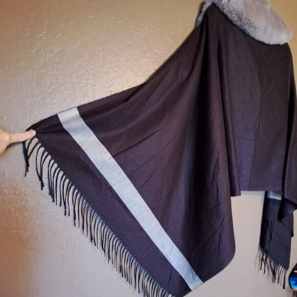 Fringed Wrap - Picture 5 of 8